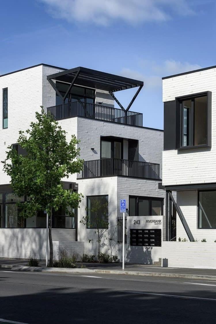 Willa Chic And Contemporary Living At Cambridge Terrace Christchurch Zewnętrze zdjęcie